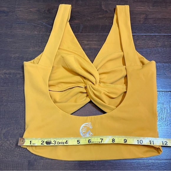 Sports crop top yellow size XS activewear yoga - Picture 2 of 4